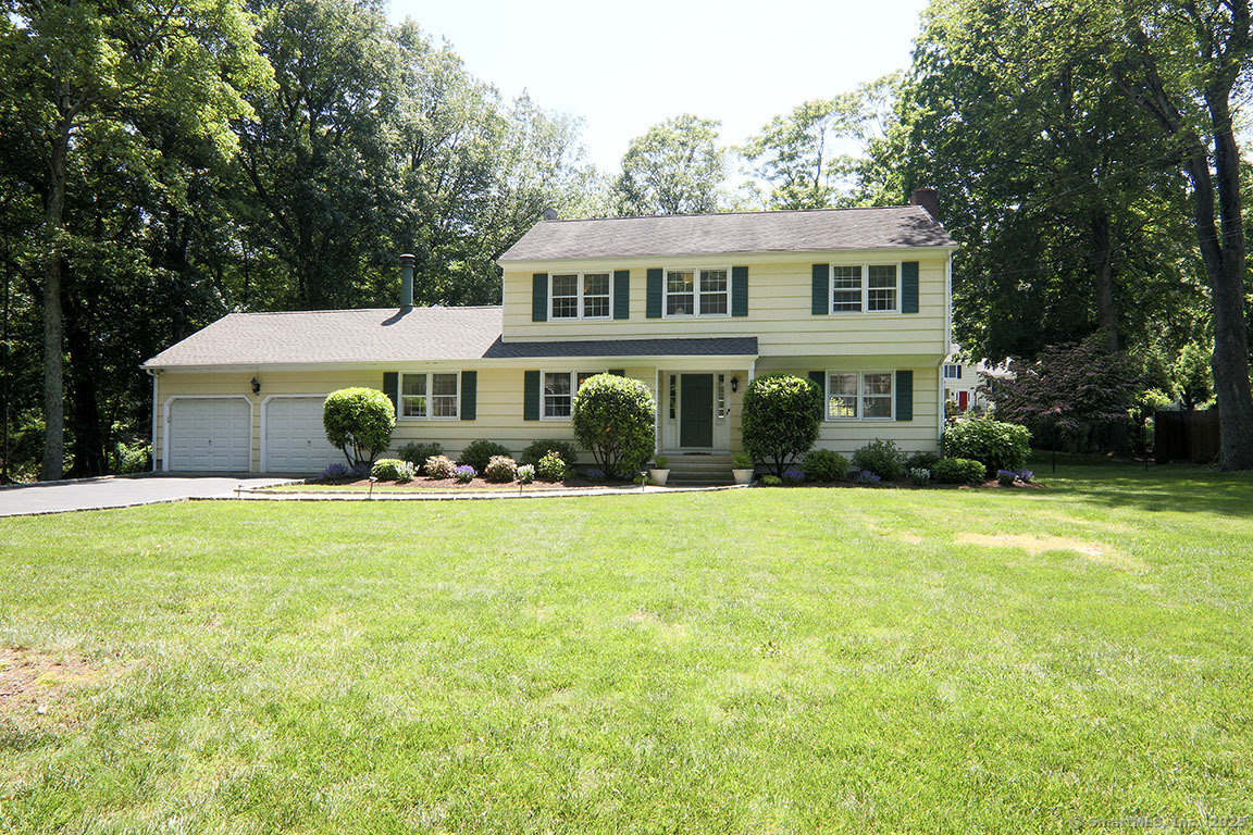 16 Mortar Rock Road
