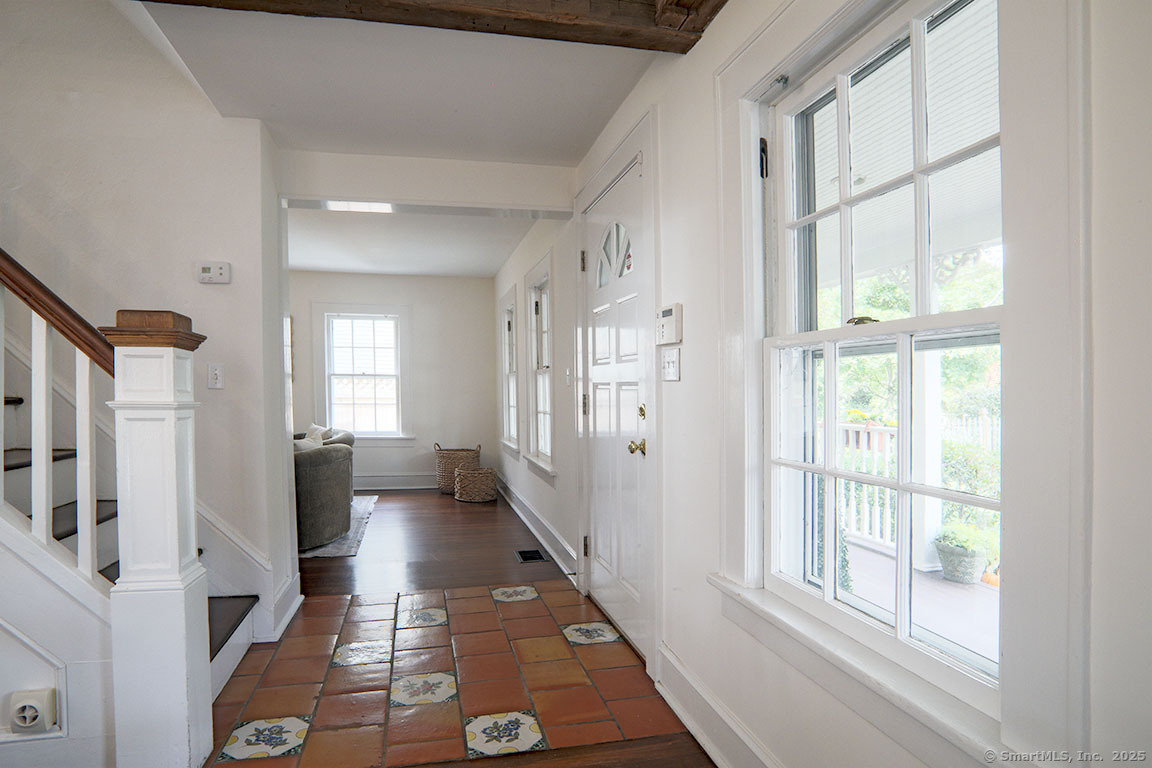 9 Clinton Avenue