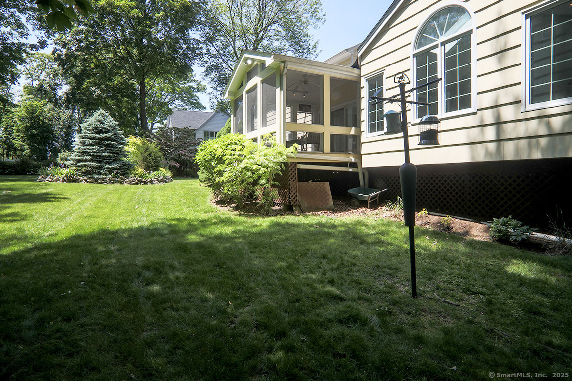 16 Mortar Rock Road