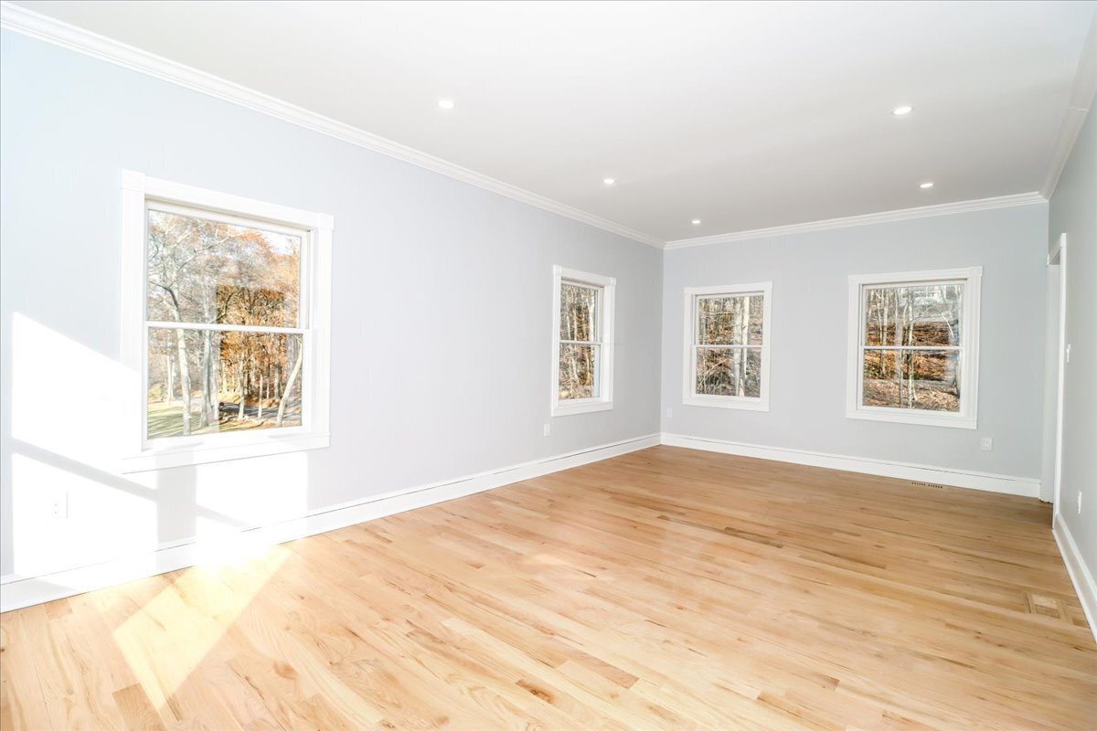 193 Chestnut Ridge Road