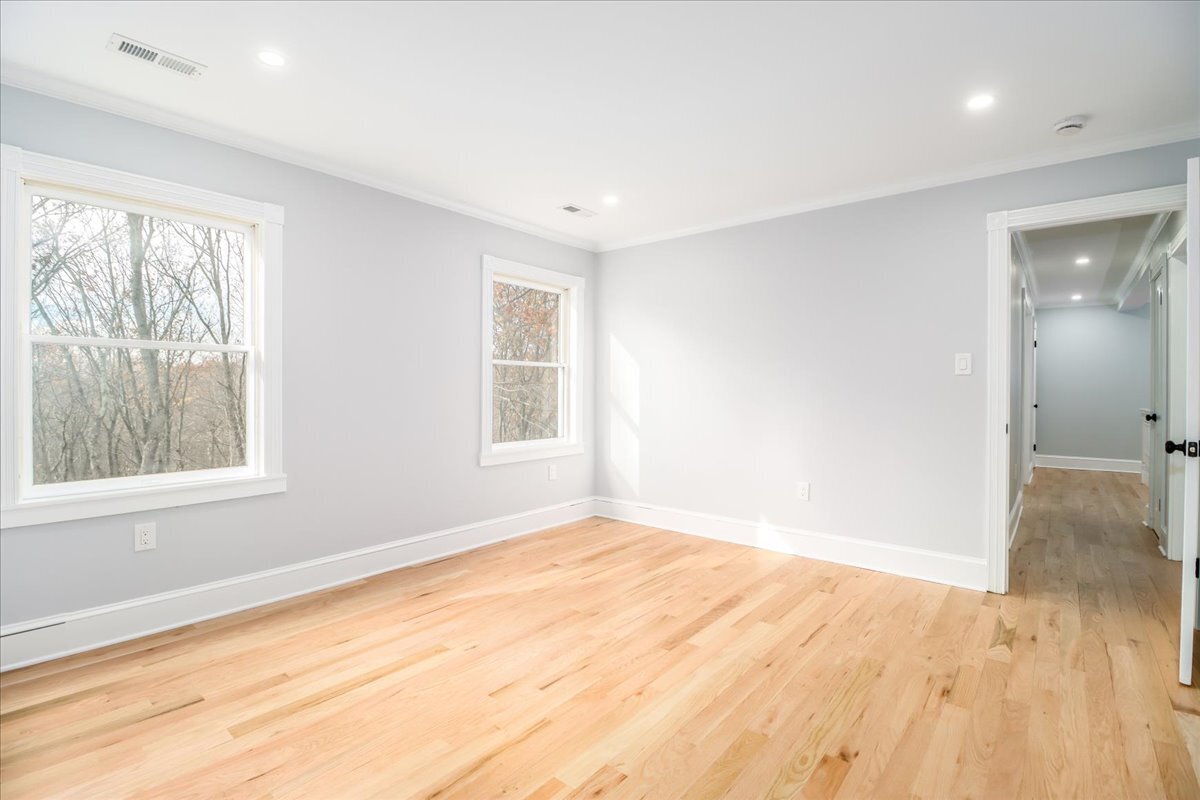 193 Chestnut Ridge Road