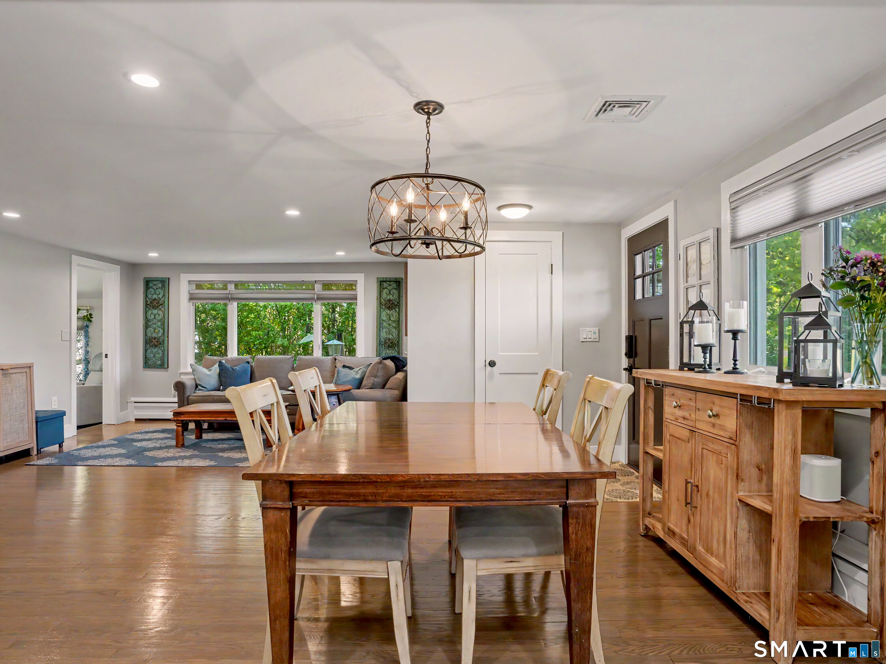 10 Shorefront Park