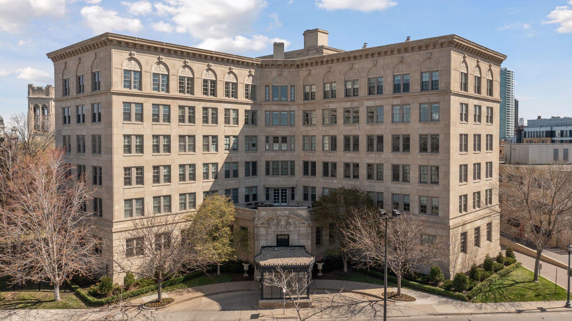 510 Groveland Avenue Unit: 504