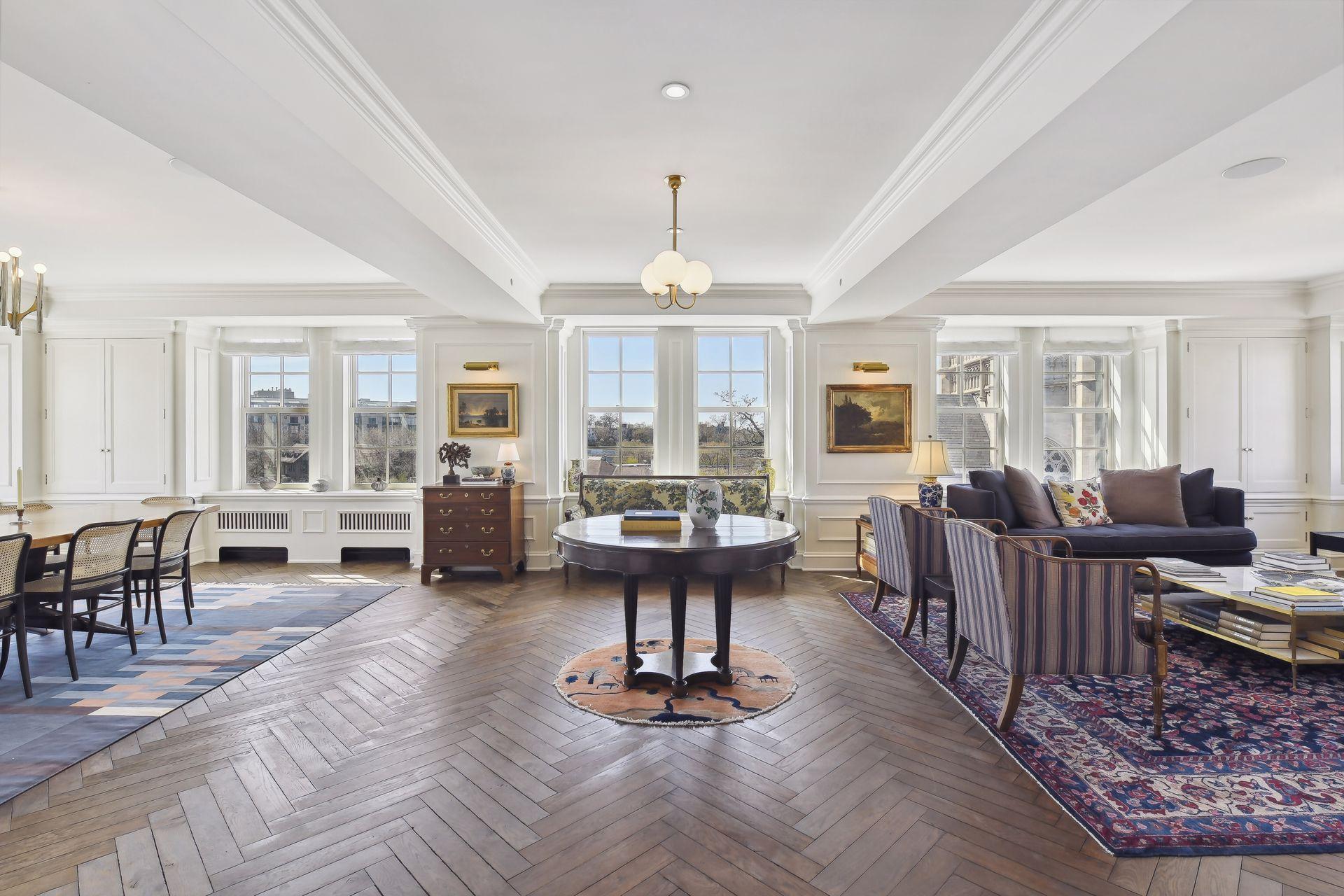 510 Groveland Avenue Unit: 504