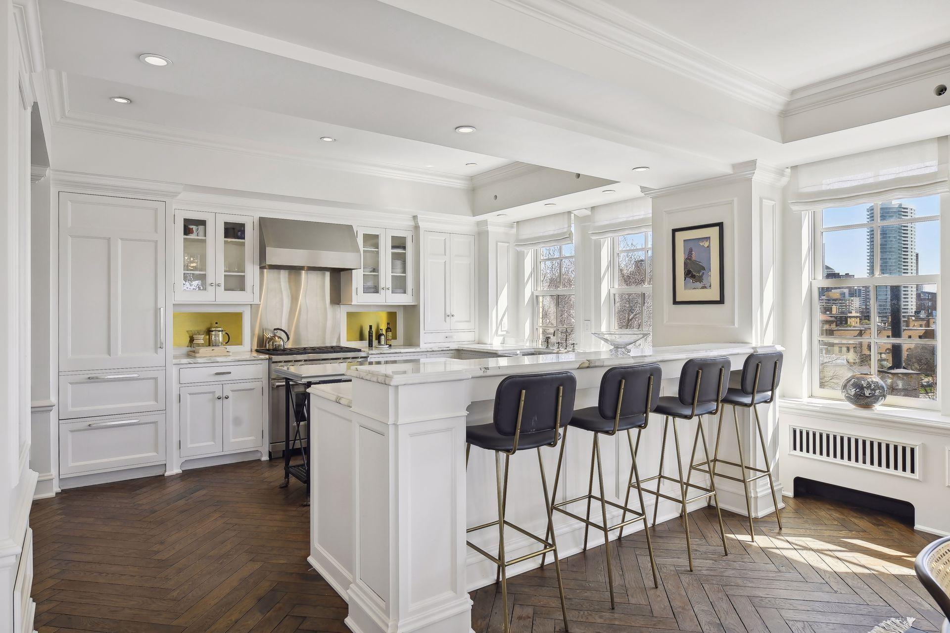 510 Groveland Avenue Unit: 504