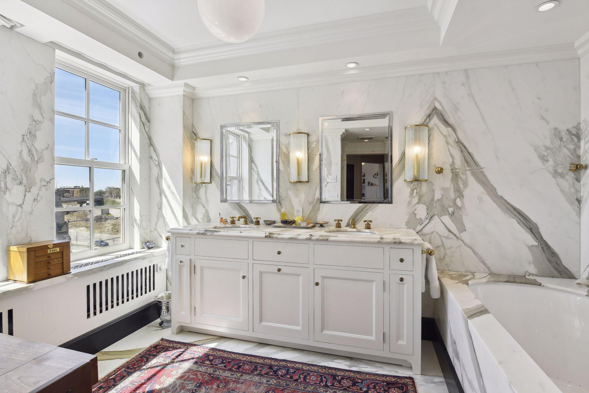 510 Groveland Avenue Unit: 504