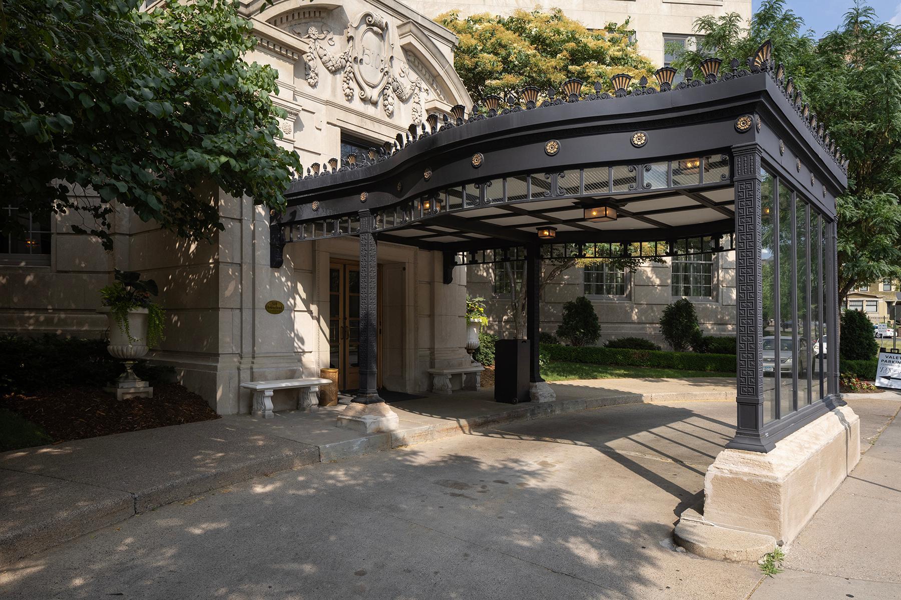 510 Groveland Avenue Unit: 102