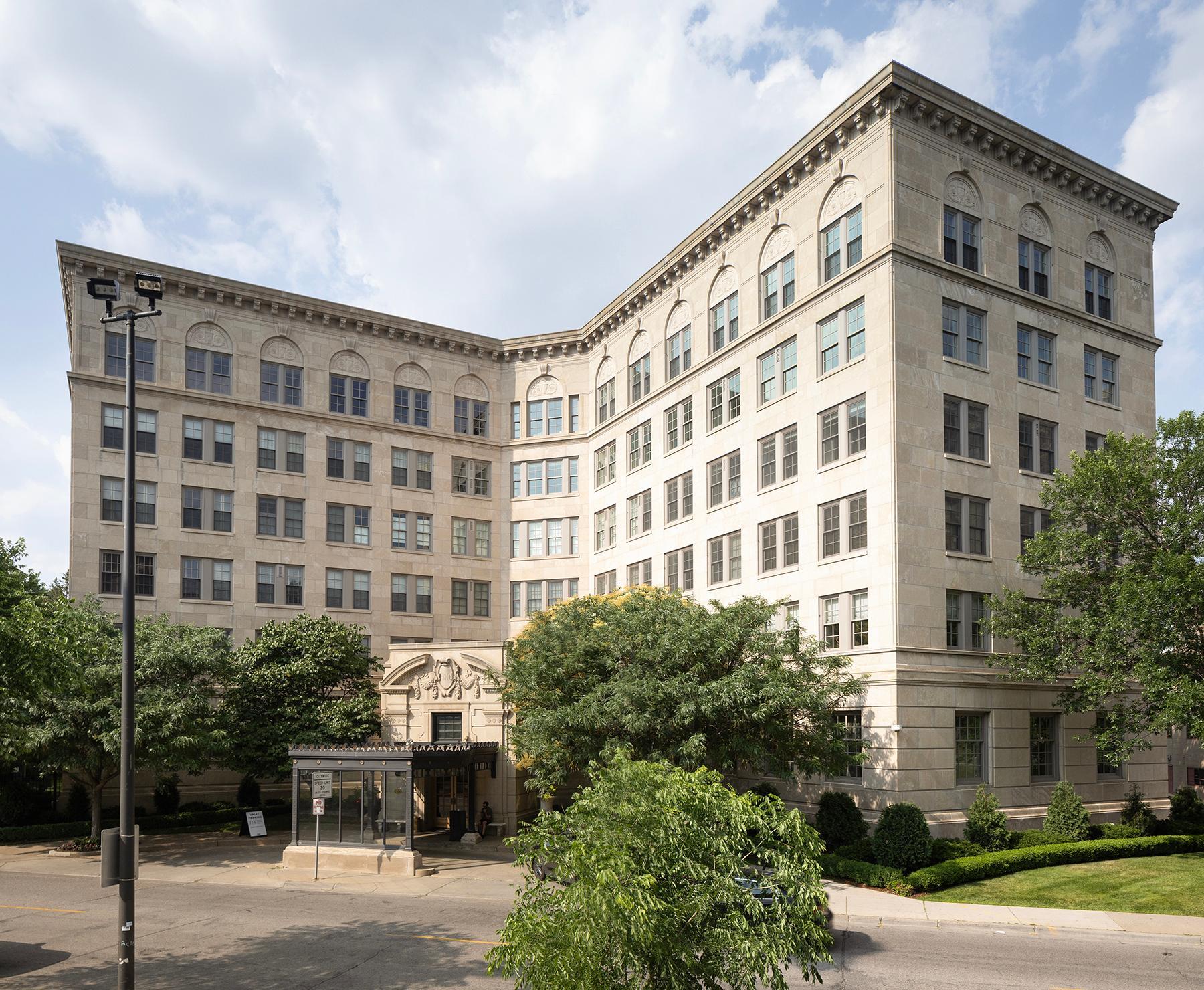 510 Groveland Avenue Unit: 102