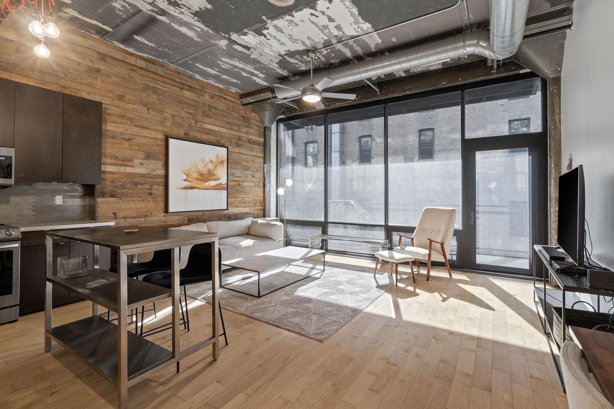 618 Washington Avenue N Unit: 304