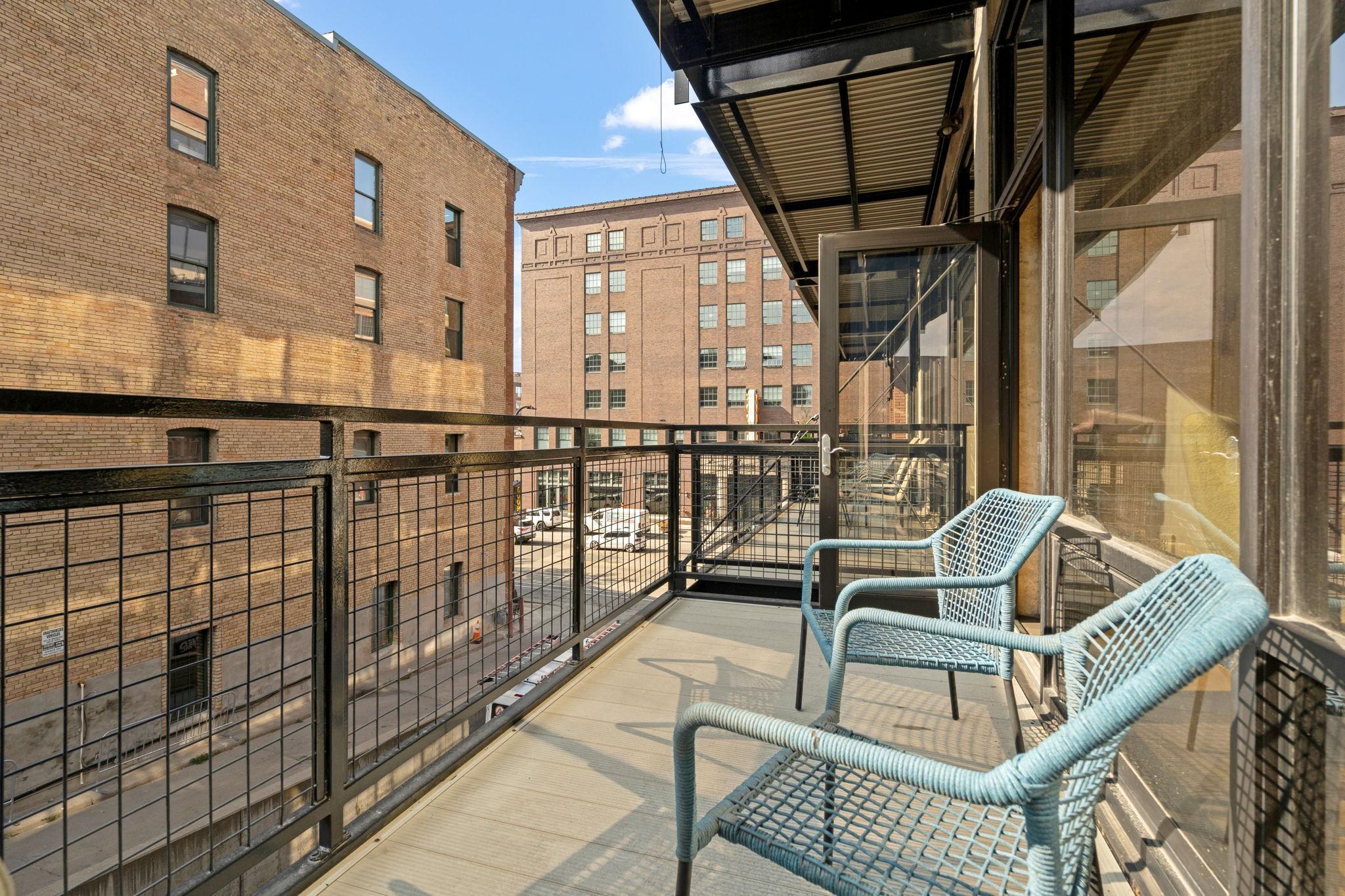 618 Washington Avenue N Unit: 304