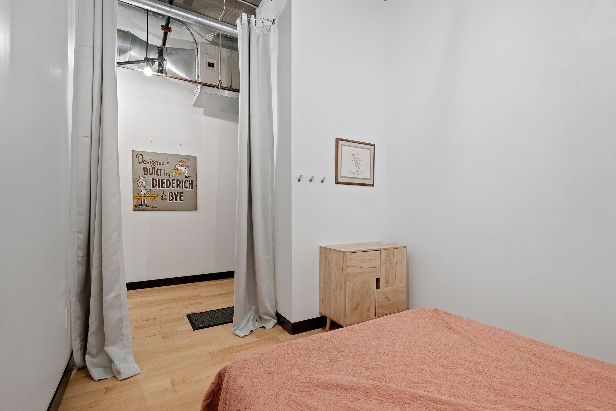 618 Washington Avenue N Unit: 304