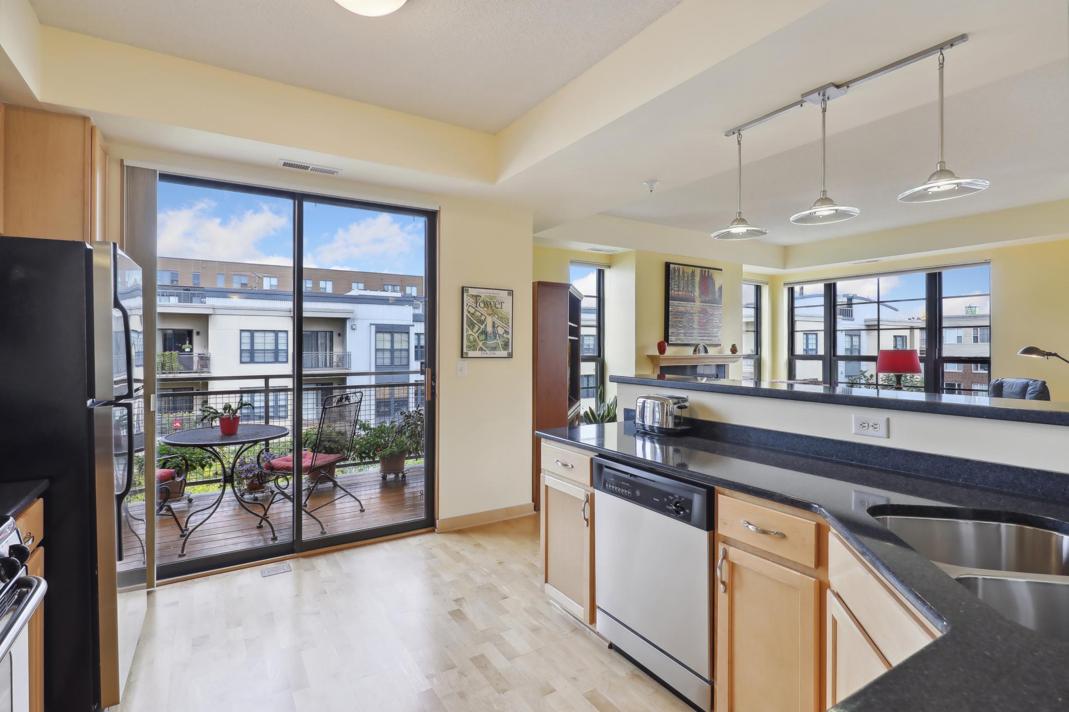 820 Emerald Street Unit: 404