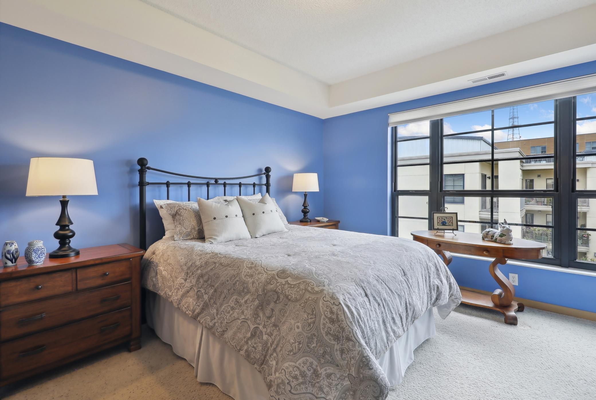 820 Emerald Street Unit: 404
