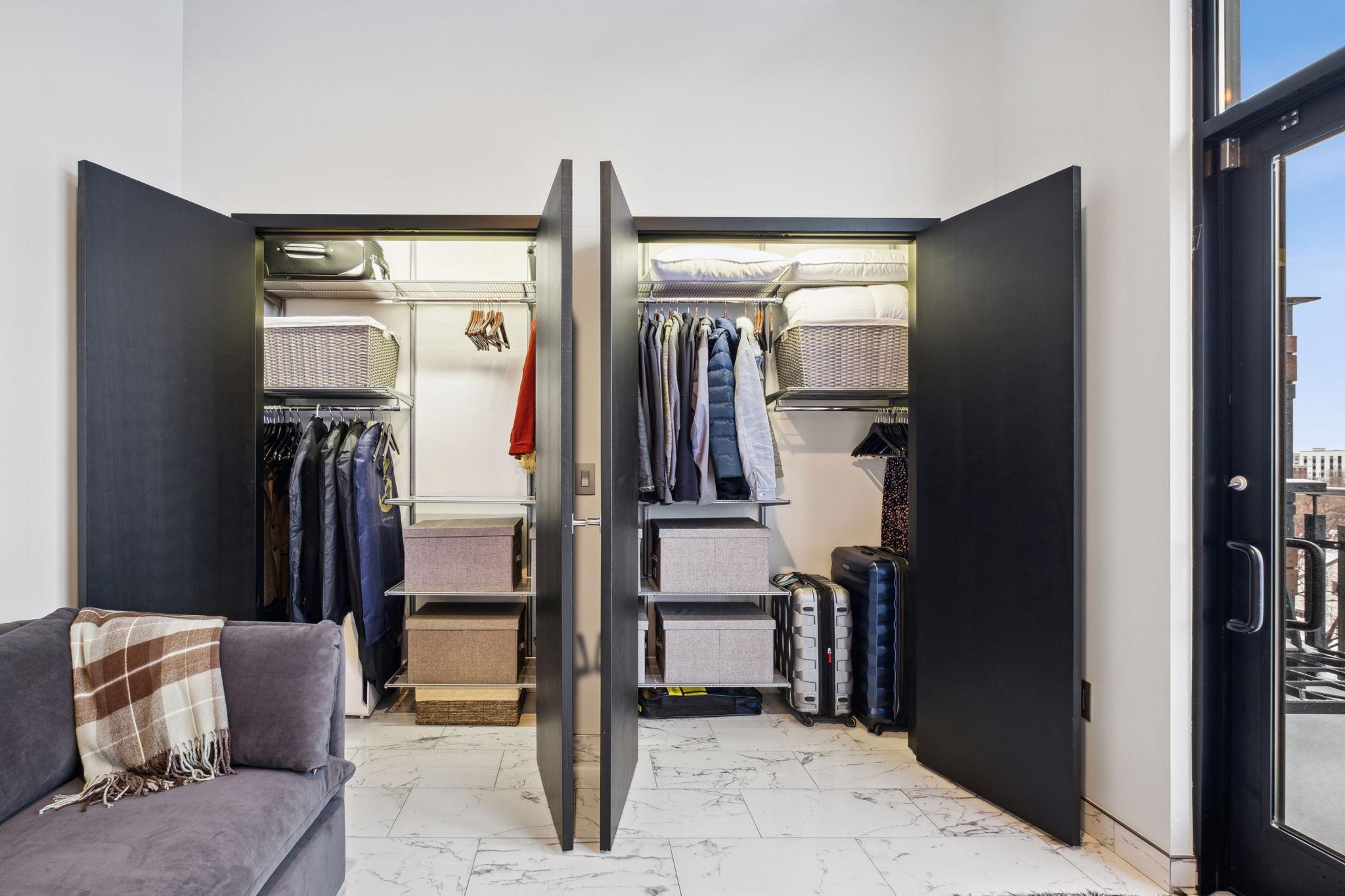 1701 Madison Street NE Unit: 404