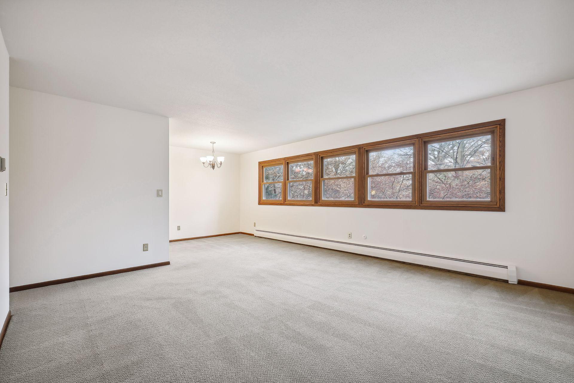 456 Summit Avenue Unit: 202