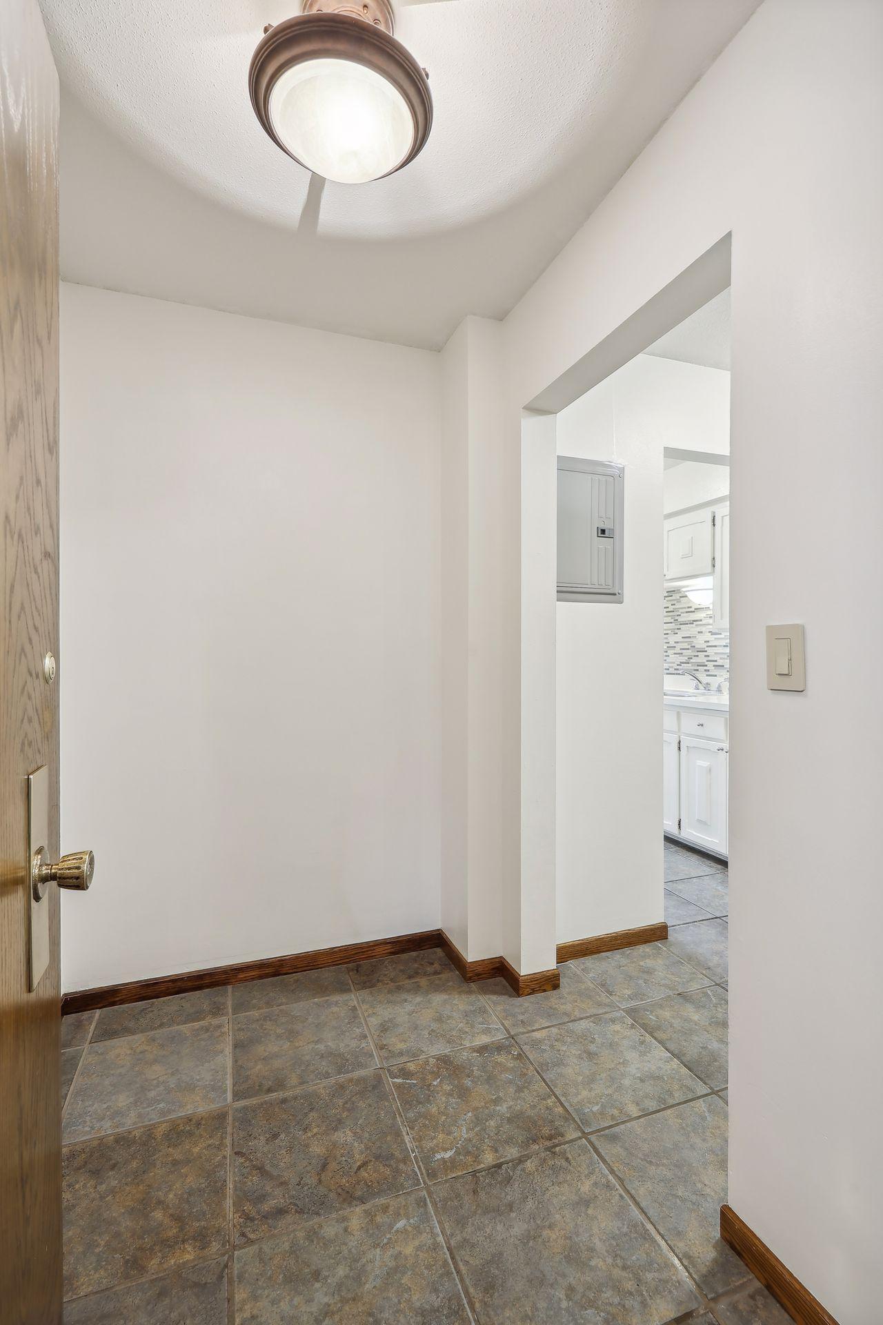 456 Summit Avenue Unit: 202