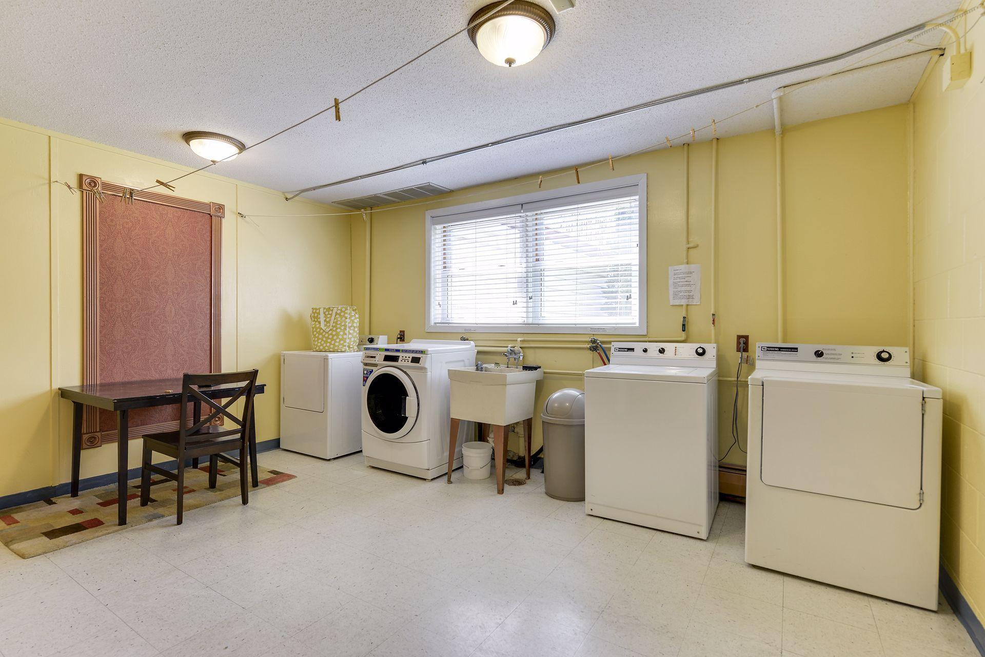 456 Summit Avenue Unit: 202