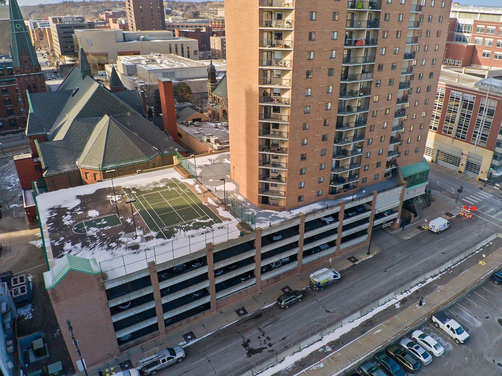 78 10th Street E Unit: 1010