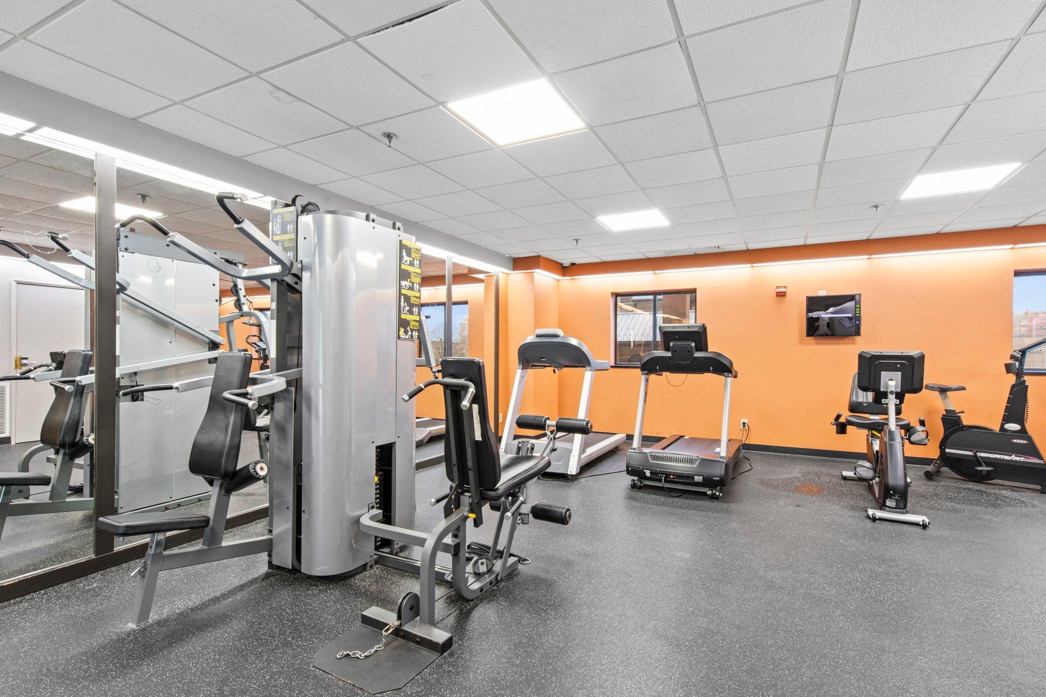 78 10th Street E Unit: 1010