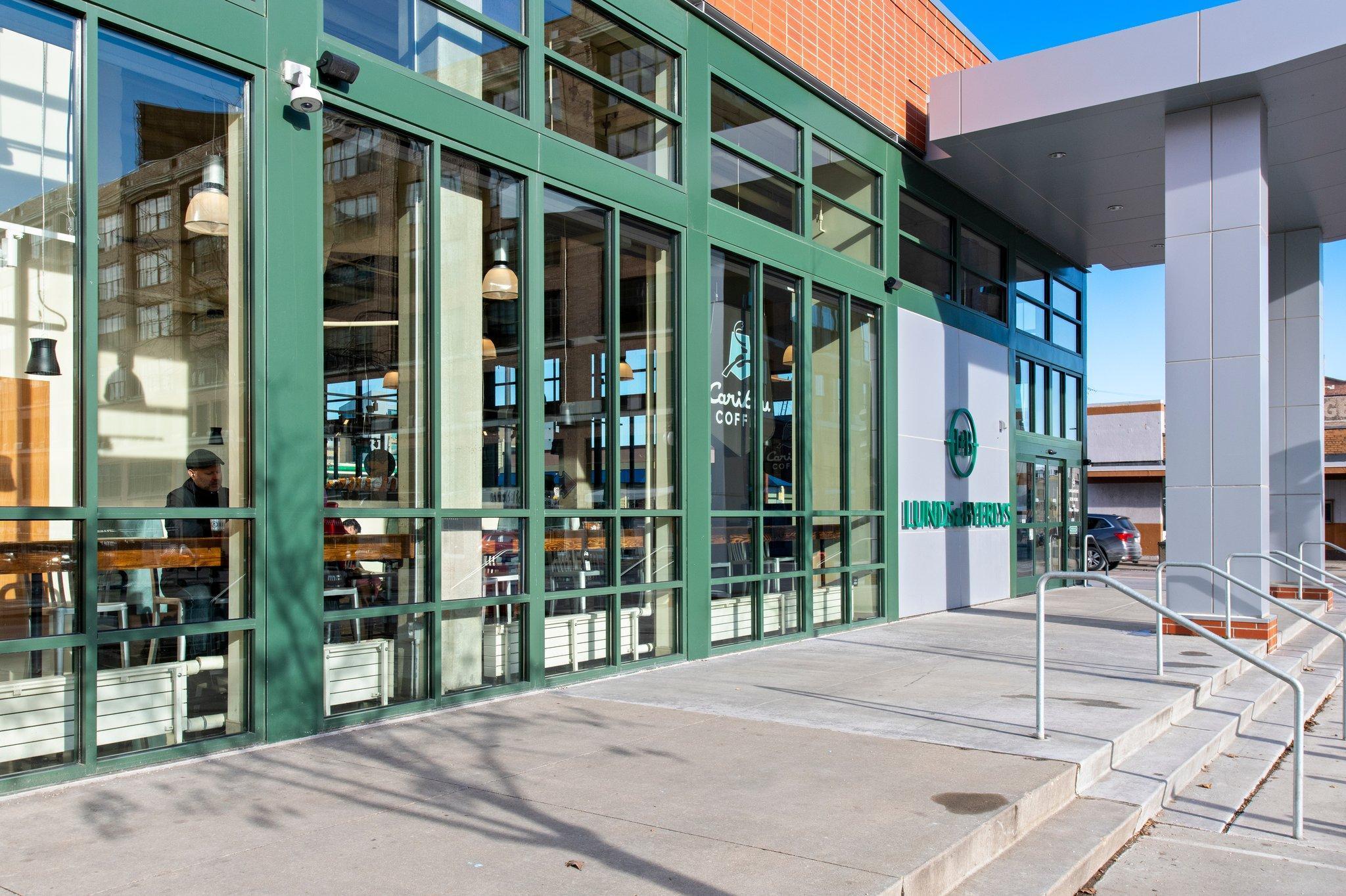 78 10th Street E Unit: 1010