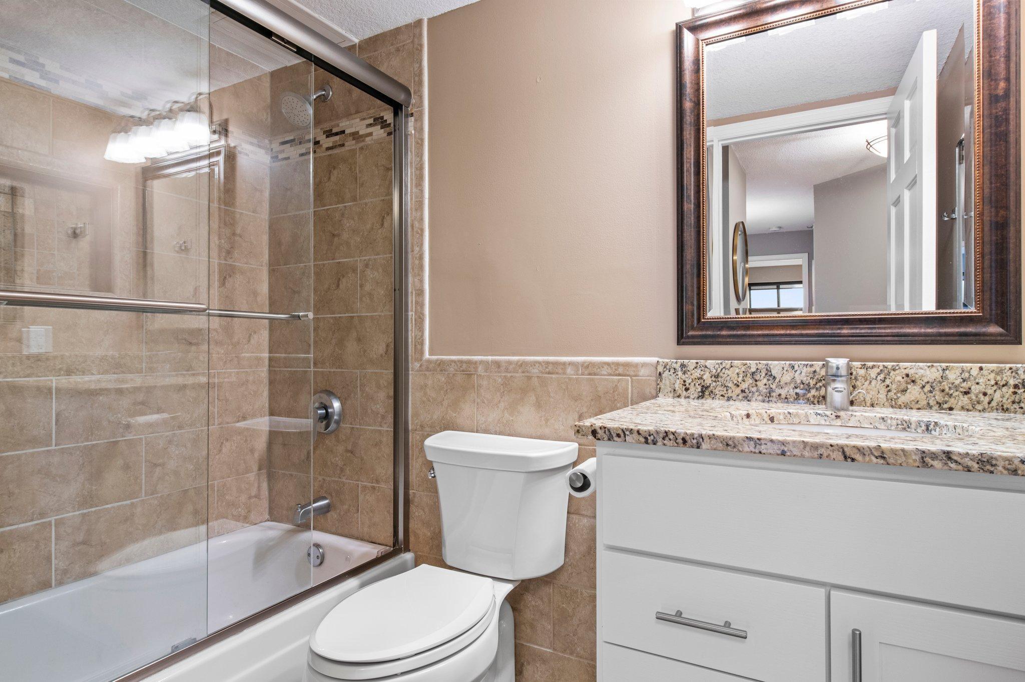 78 10th Street E Unit: 1010