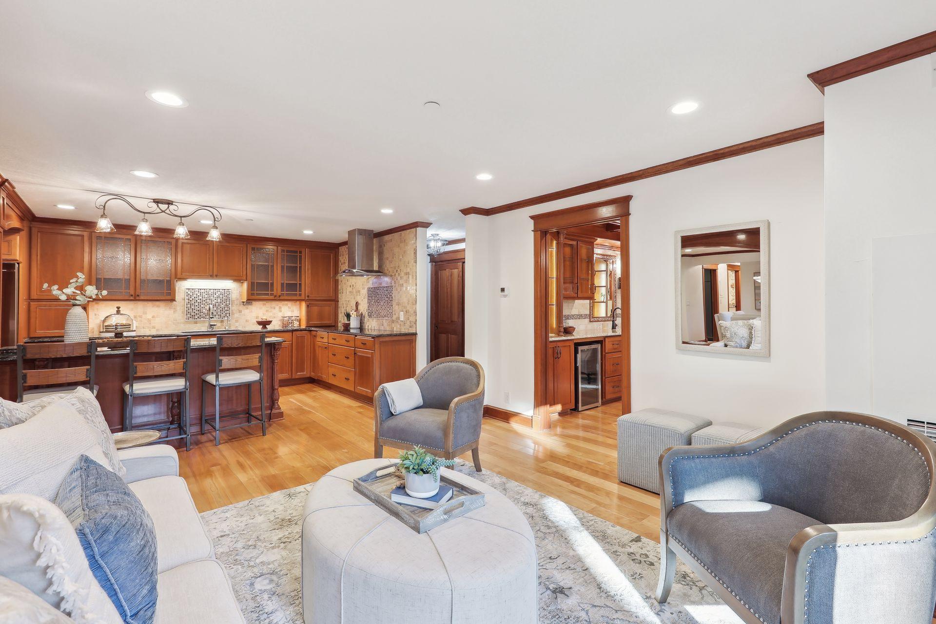 1666 Coffman Street Unit: 207