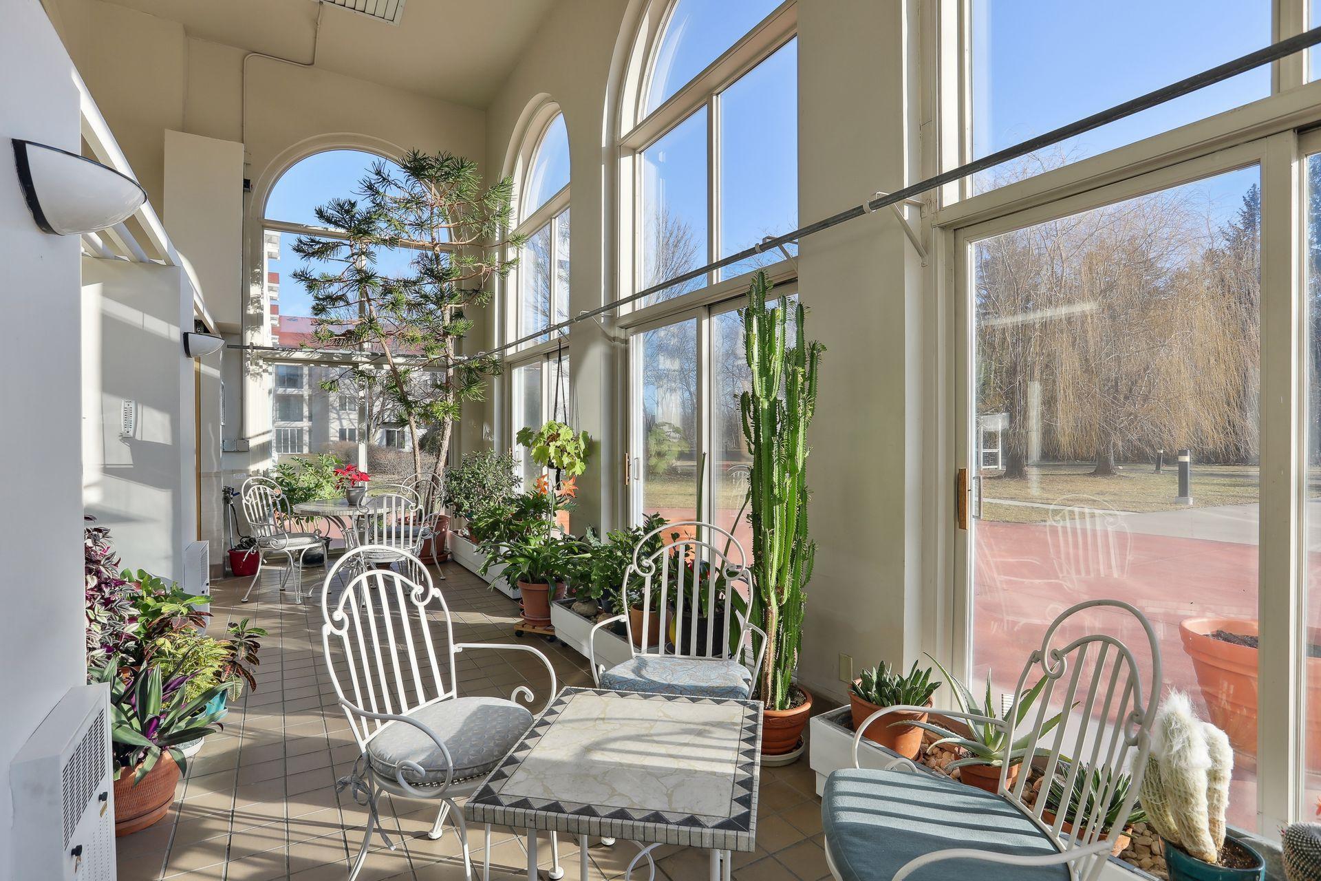 1666 Coffman Street Unit: 207