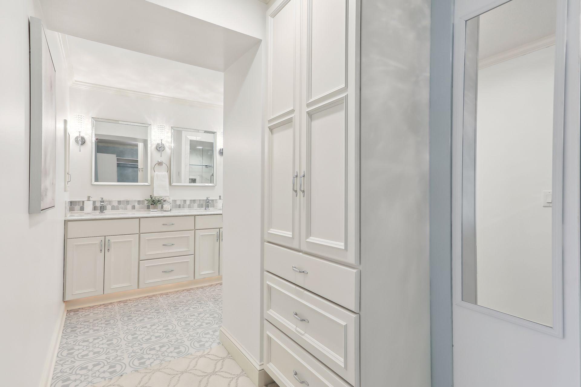 1666 Coffman Street Unit: 207