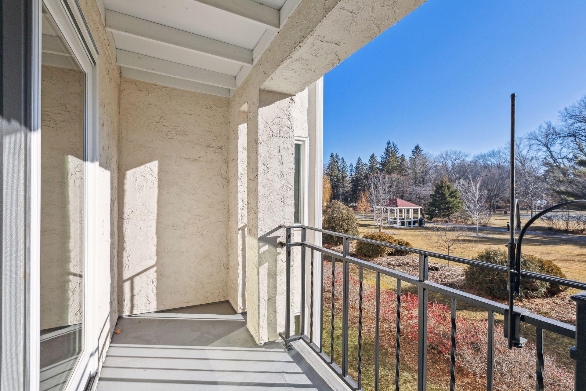 1666 Coffman Street Unit: 207