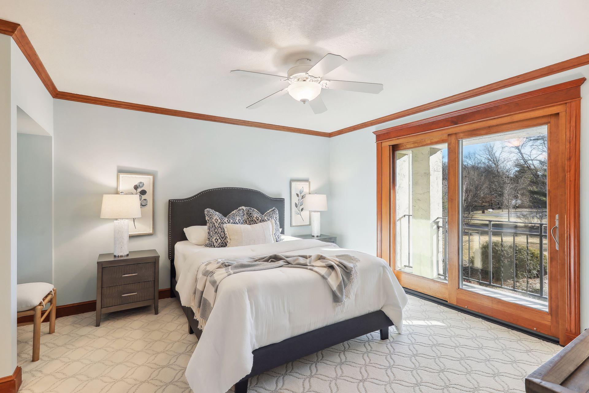 1666 Coffman Street Unit: 207