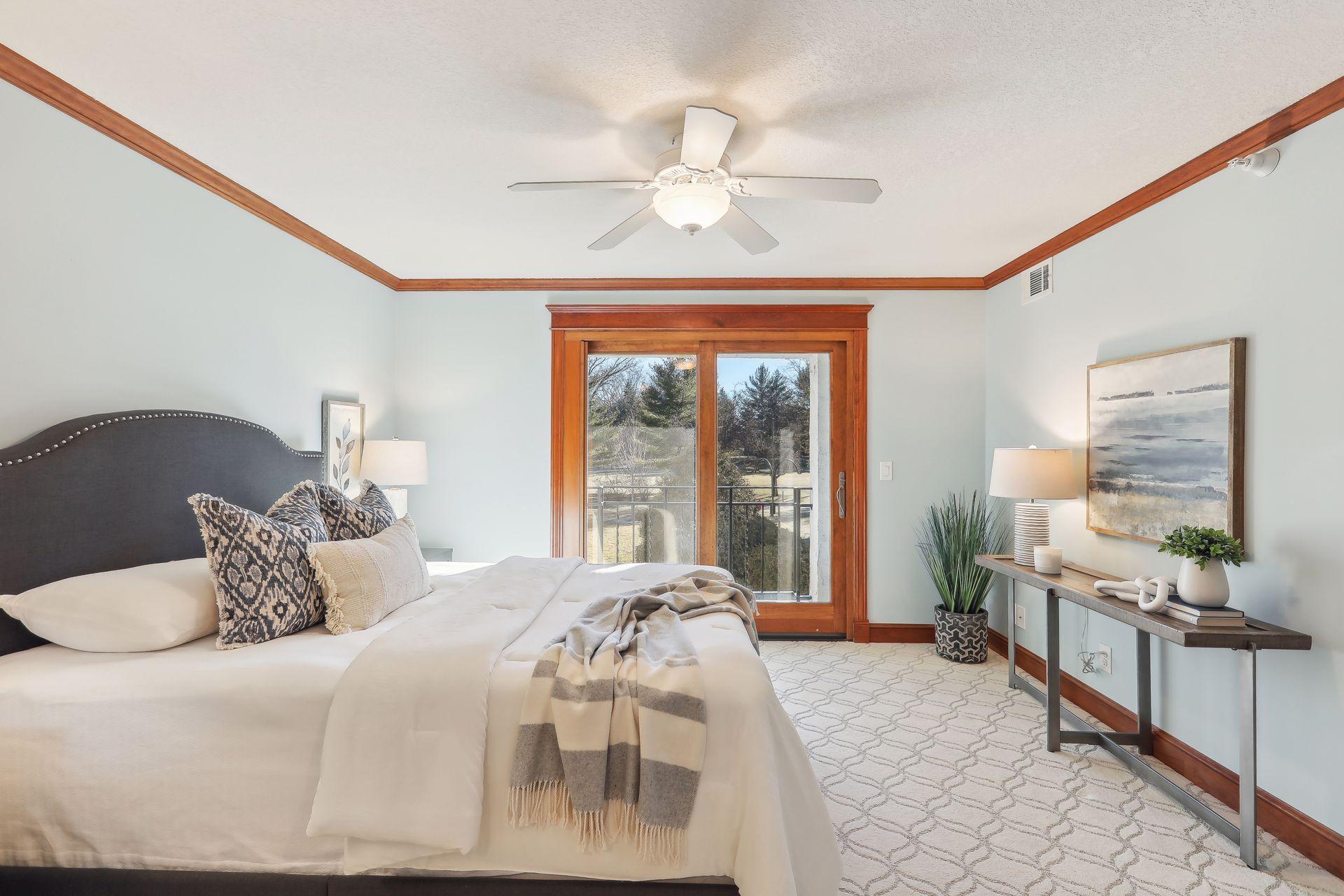1666 Coffman Street Unit: 207