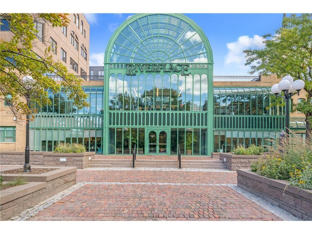 20 2nd Street NE Unit: P1205