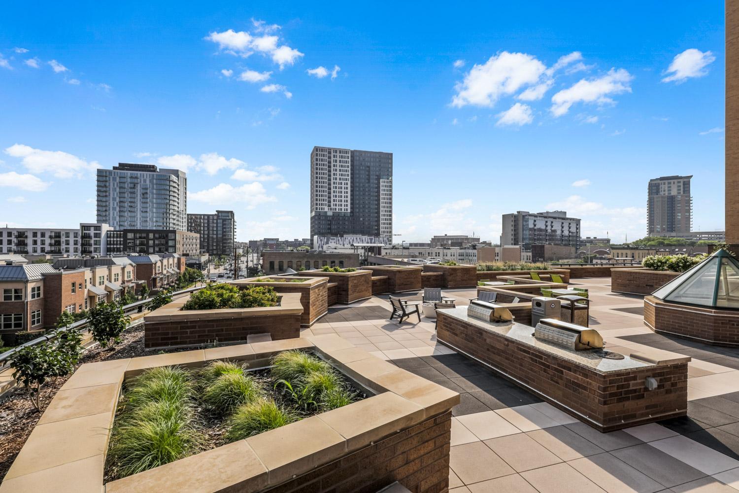 20 2nd Street NE Unit: P1205