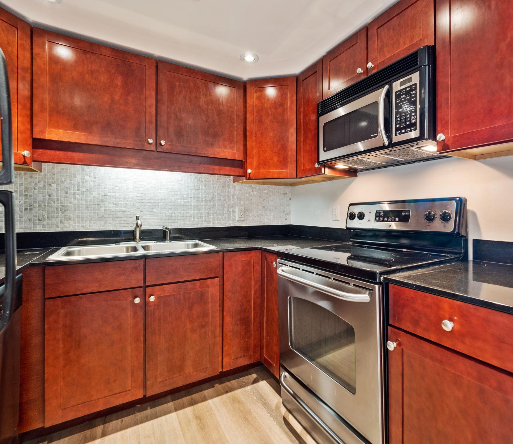20 2nd Street NE Unit: P1205