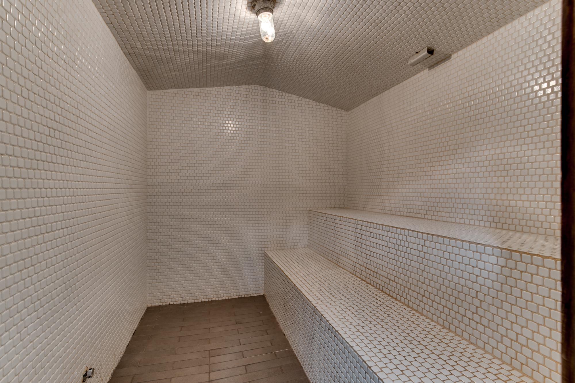 20 2nd Street NE Unit: P1205