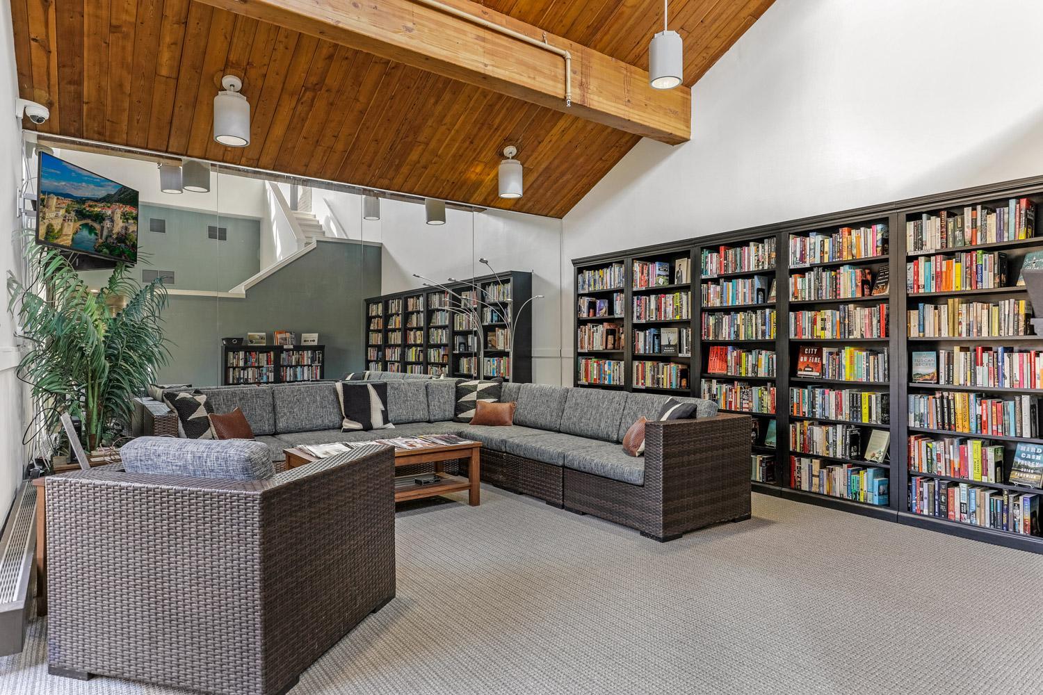 20 2nd Street NE Unit: P1205
