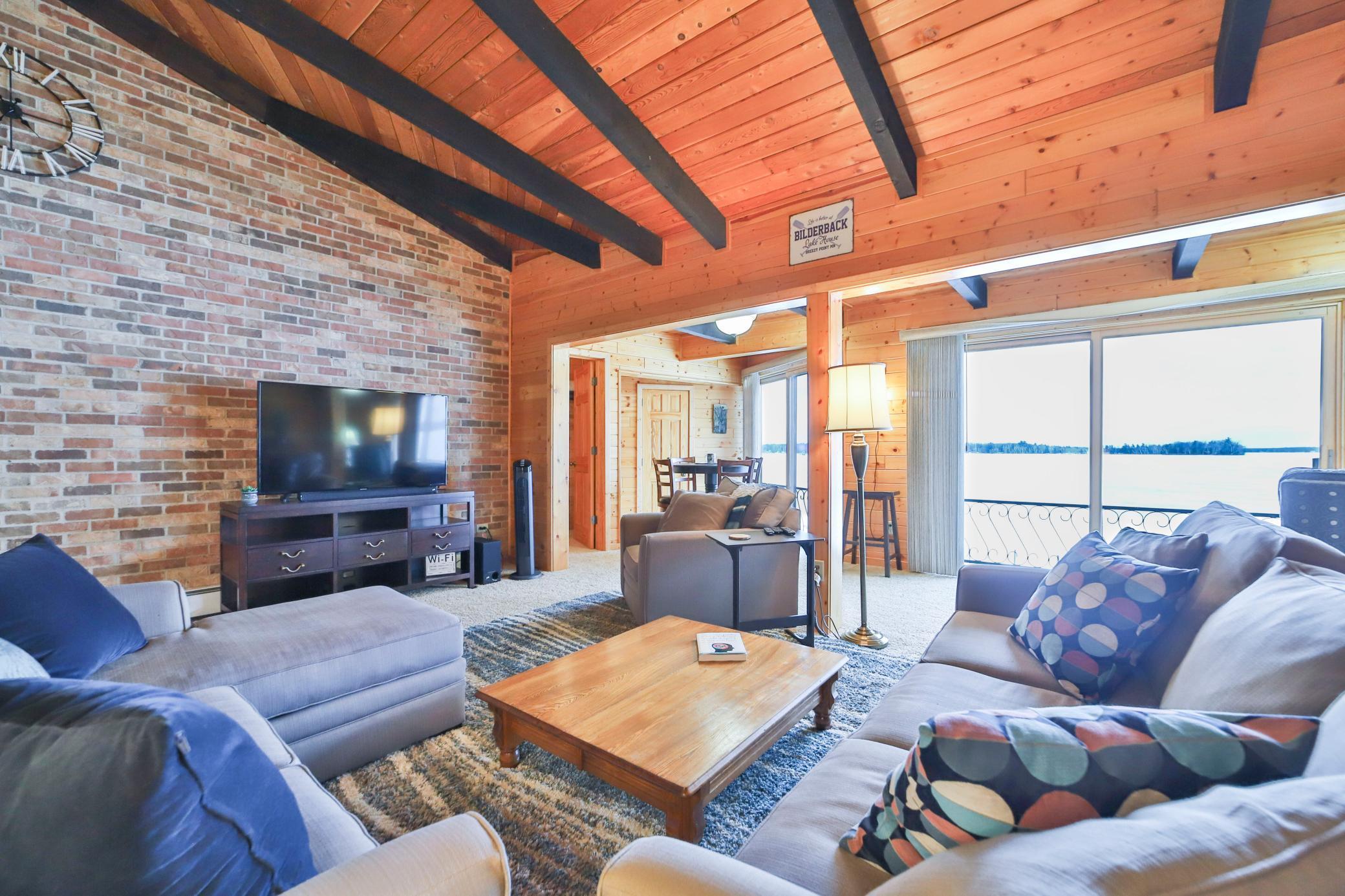 9125 Breezy Point Drive Unit: 450