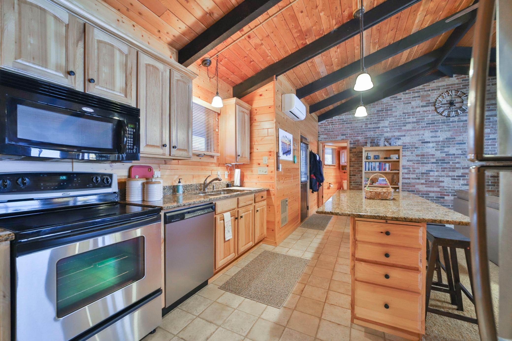 9125 Breezy Point Drive Unit: 450