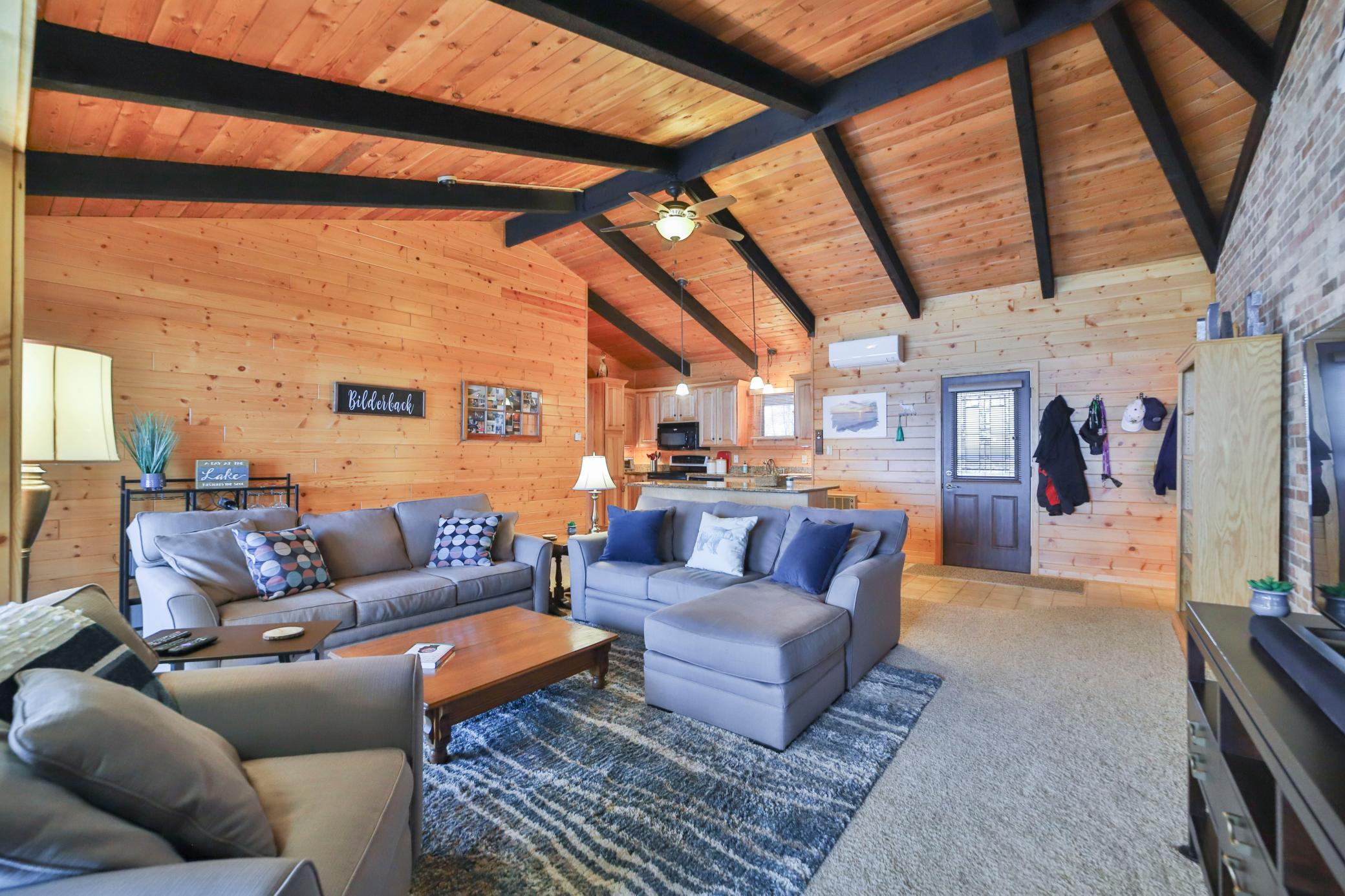 9125 Breezy Point Drive Unit: 450
