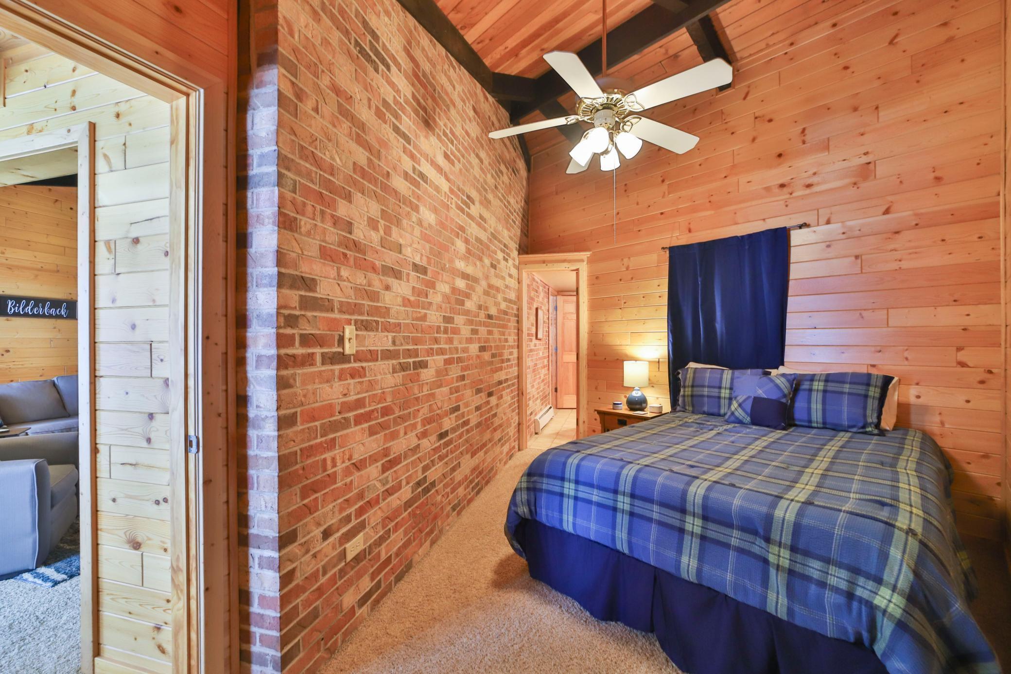 9125 Breezy Point Drive Unit: 450