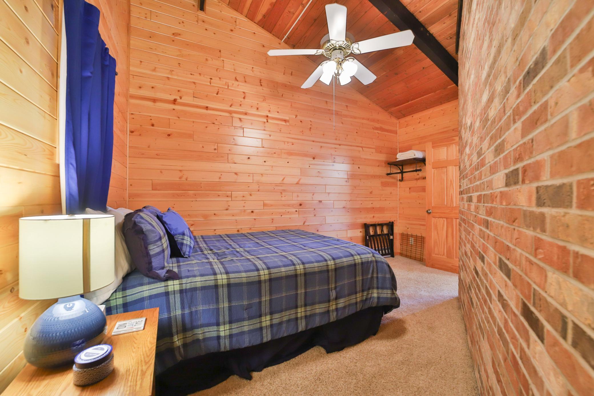 9125 Breezy Point Drive Unit: 450