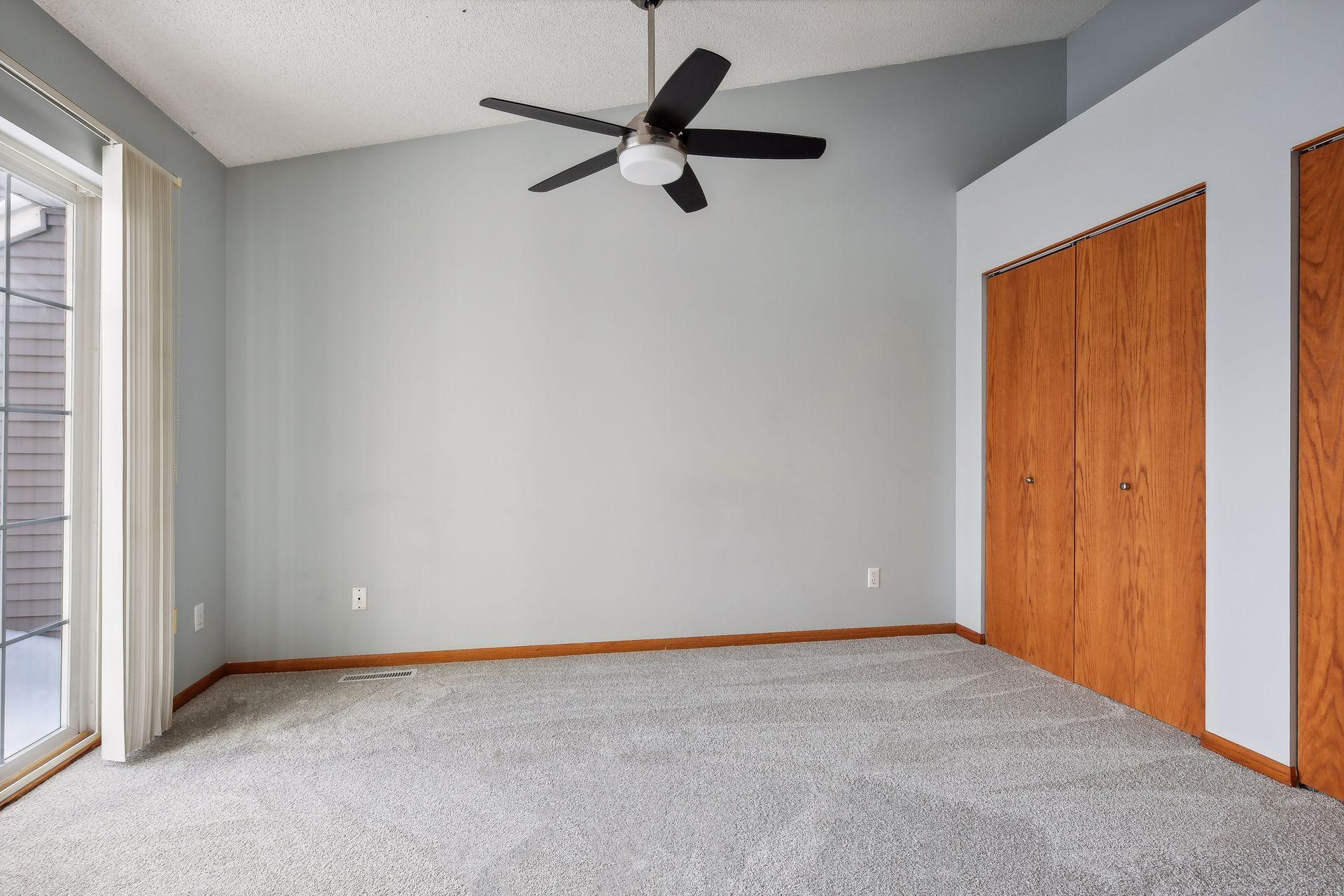 15715 24th Avenue N Unit: G