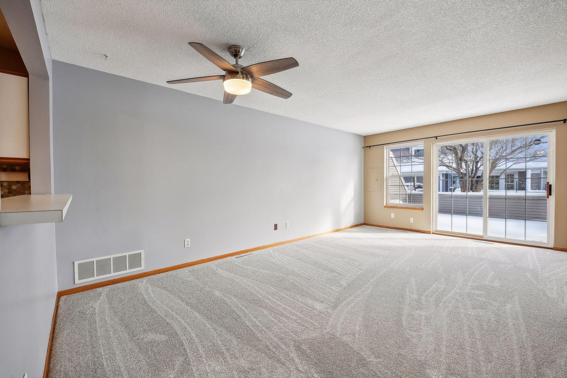 15715 24th Avenue N Unit: G