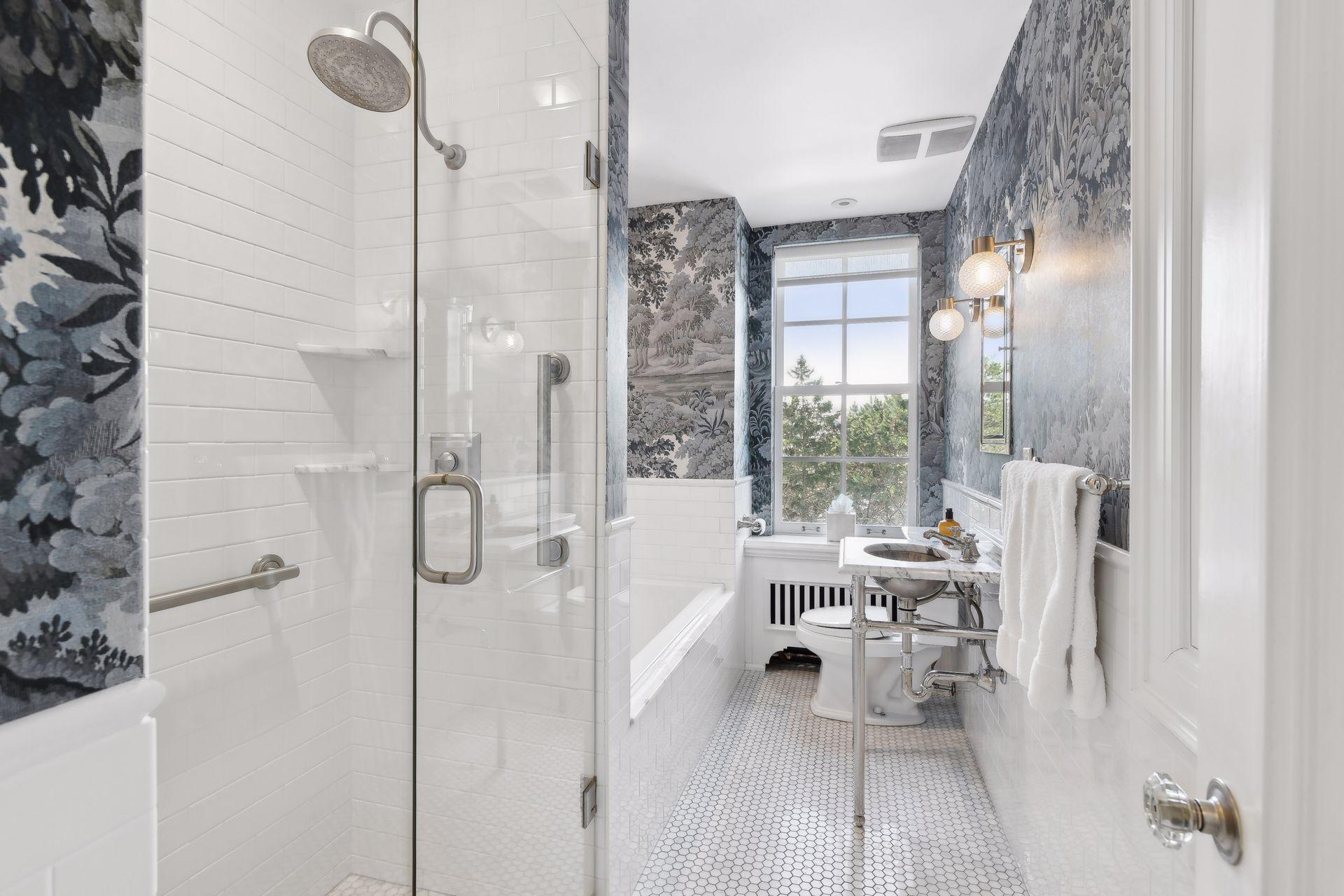 510 Groveland Avenue Unit: 326