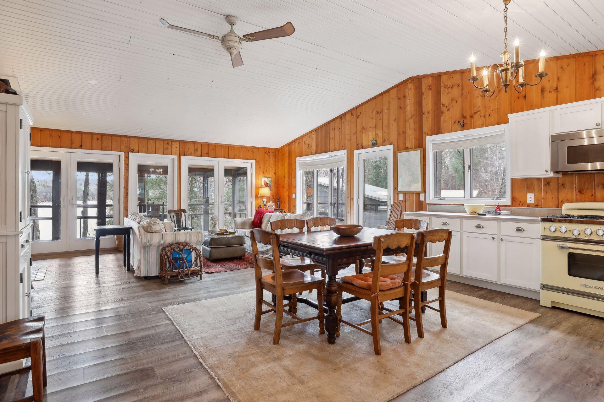 508 Round Lake Lane