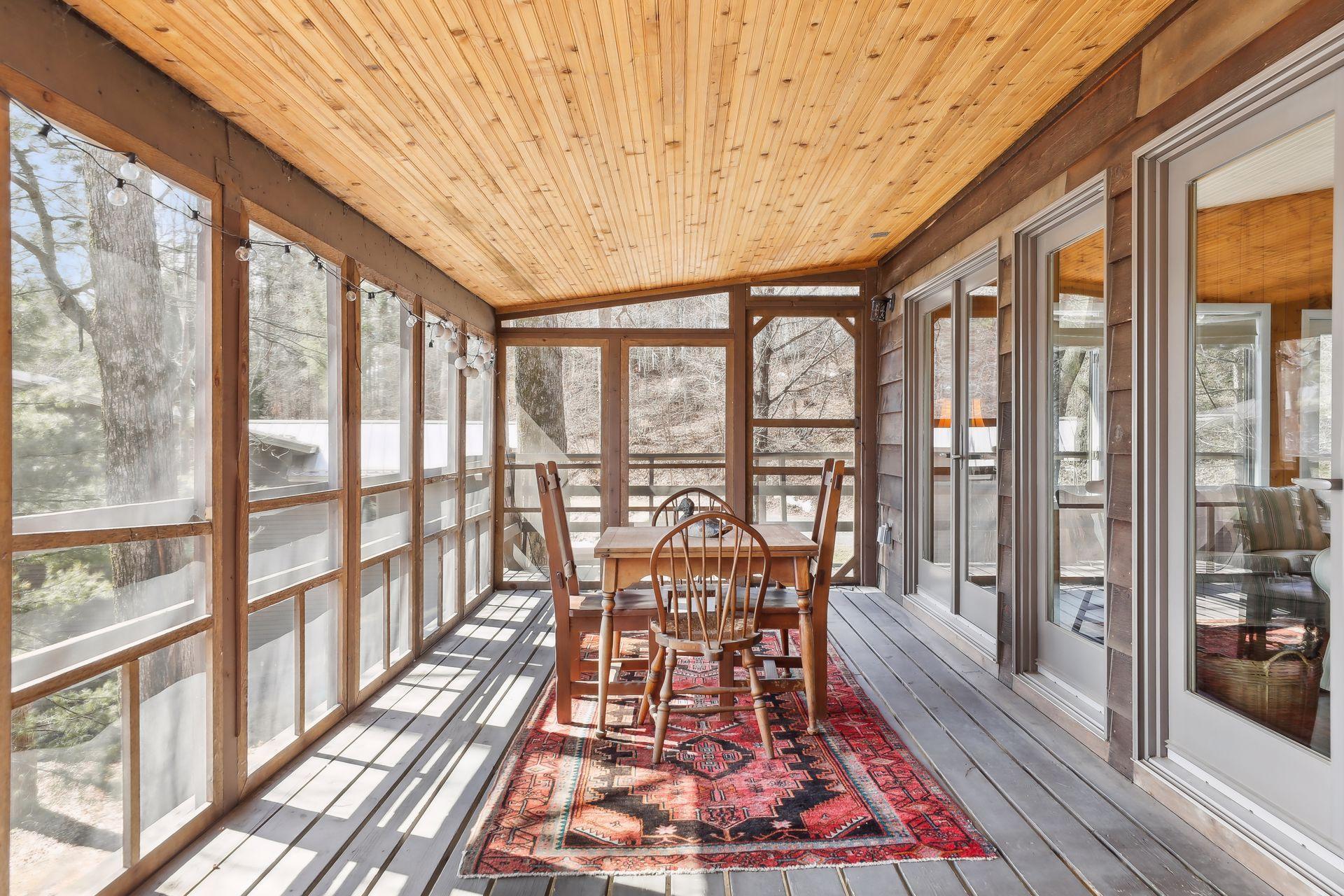 508 Round Lake Lane