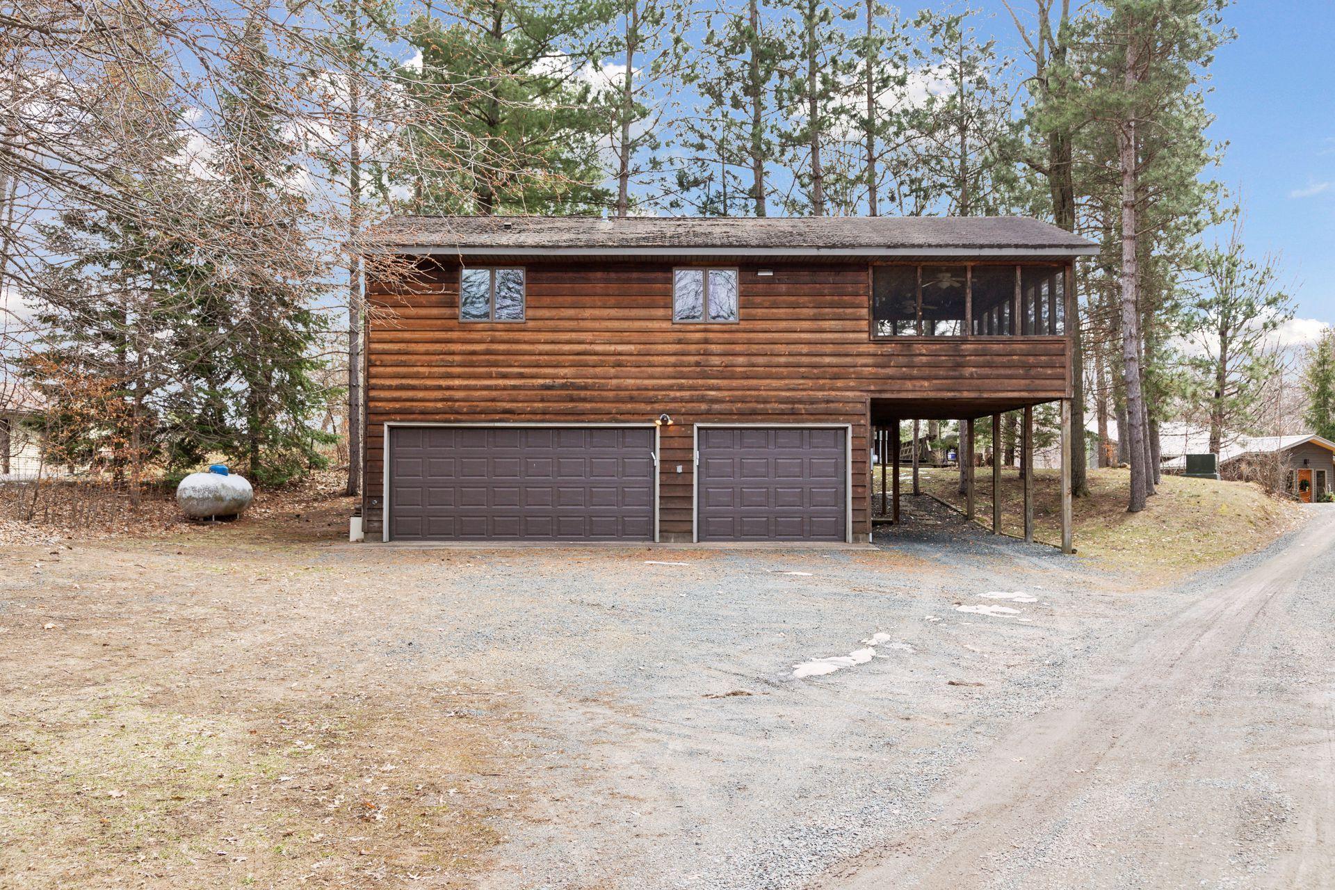 508 Round Lake Lane