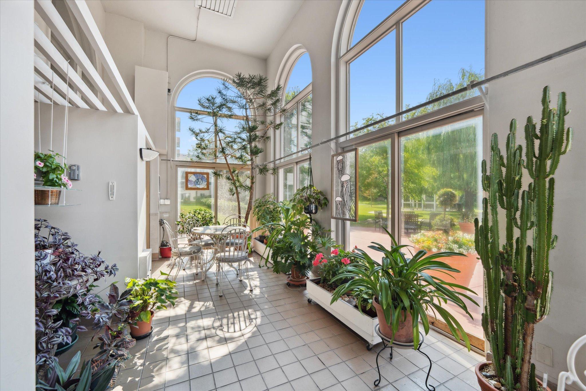1666 Coffman Street Unit: 127