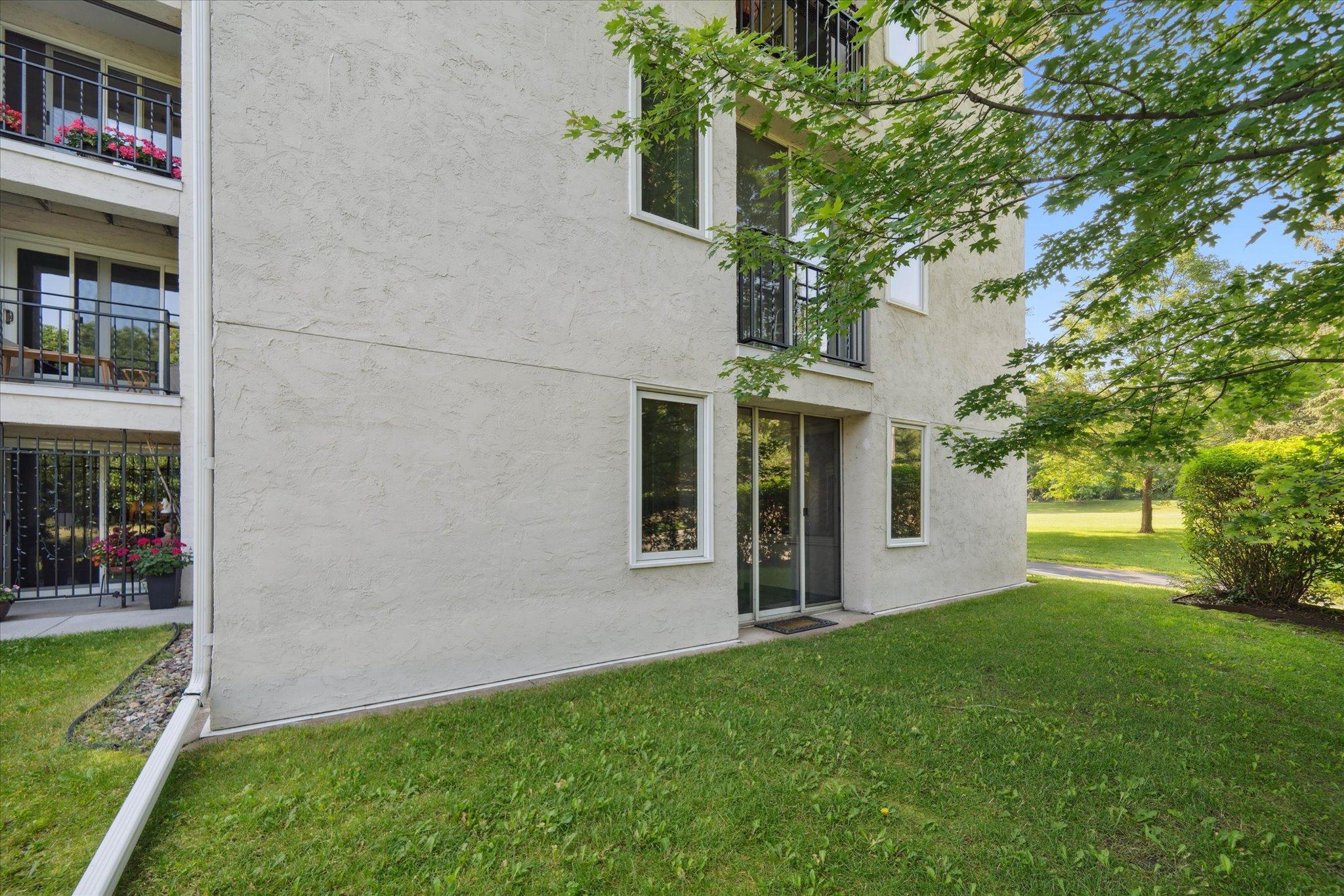 1666 Coffman Street Unit: 127