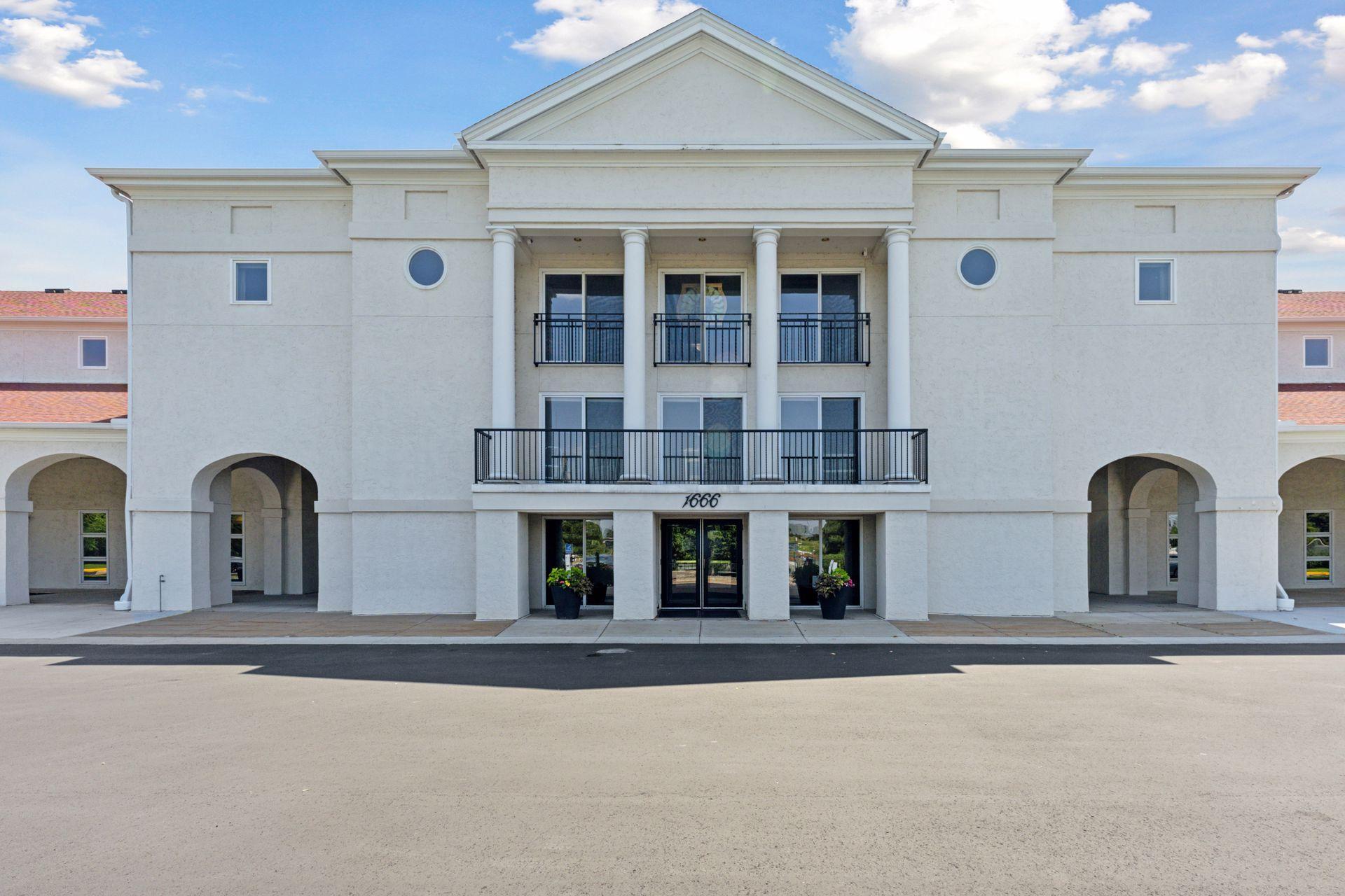 1666 Coffman Street Unit: 221